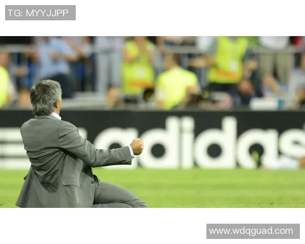 足球巨星与儿子激烈争执引发家庭风波 父子关系再度面临考验